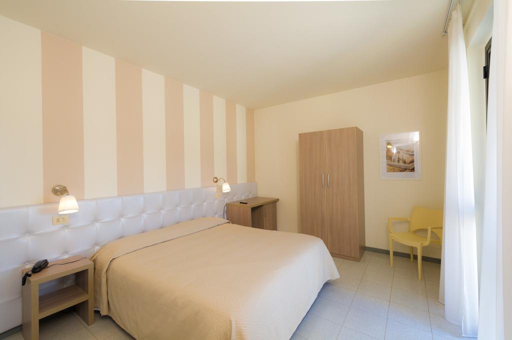 Hotel Gemma Del Mare Marina di Pietrasanta Kültér fotó
