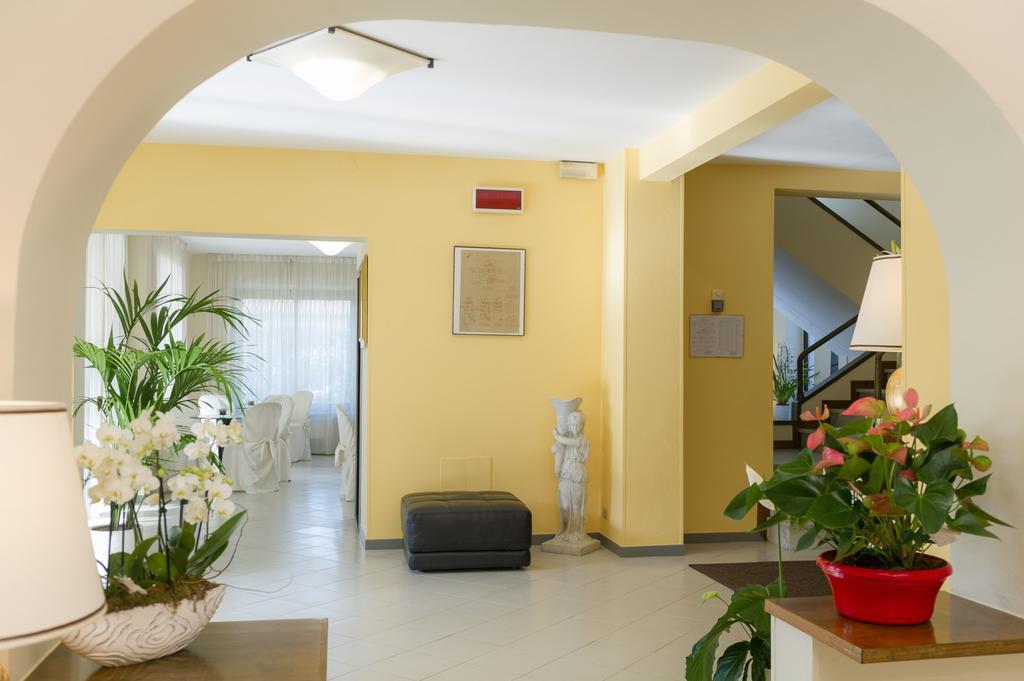 Hotel Gemma Del Mare Marina di Pietrasanta Kültér fotó