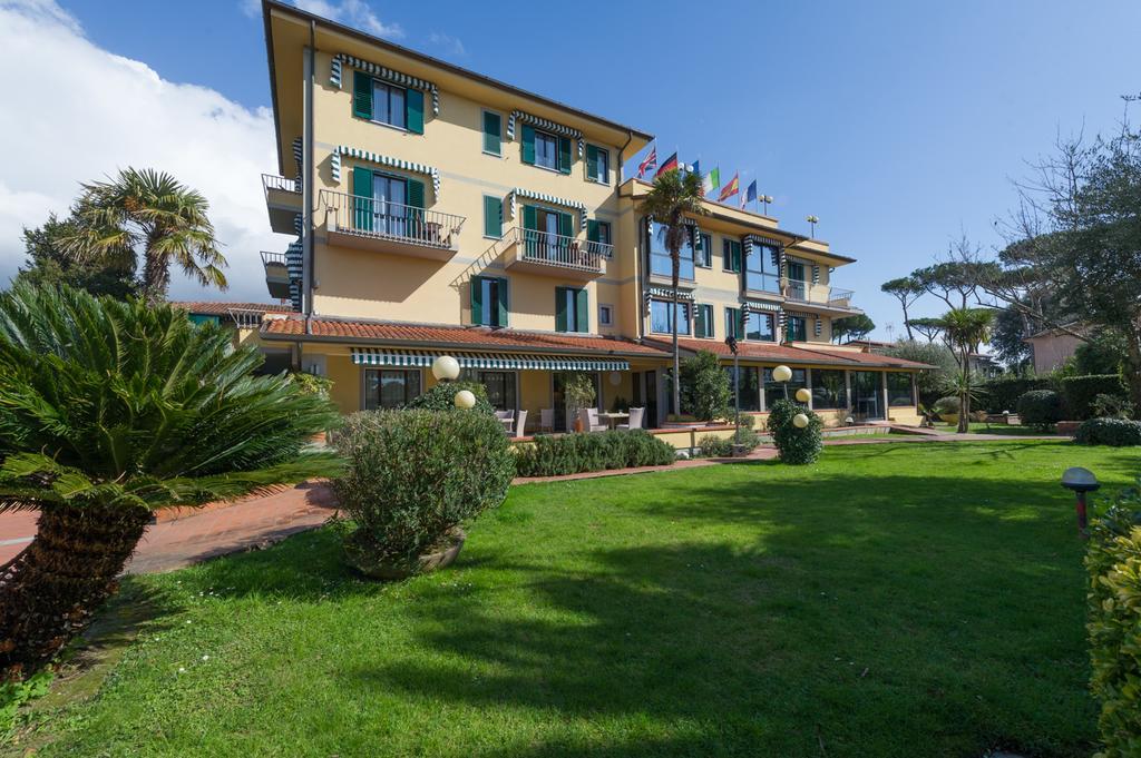 Hotel Gemma Del Mare Marina di Pietrasanta Kültér fotó
