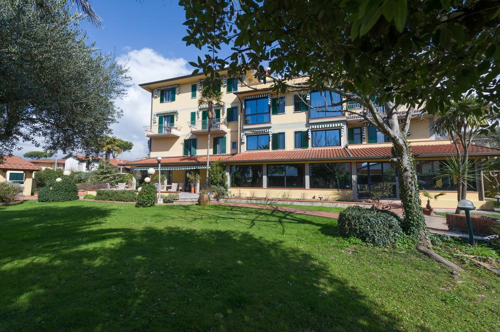 Hotel Gemma Del Mare Marina di Pietrasanta Kültér fotó